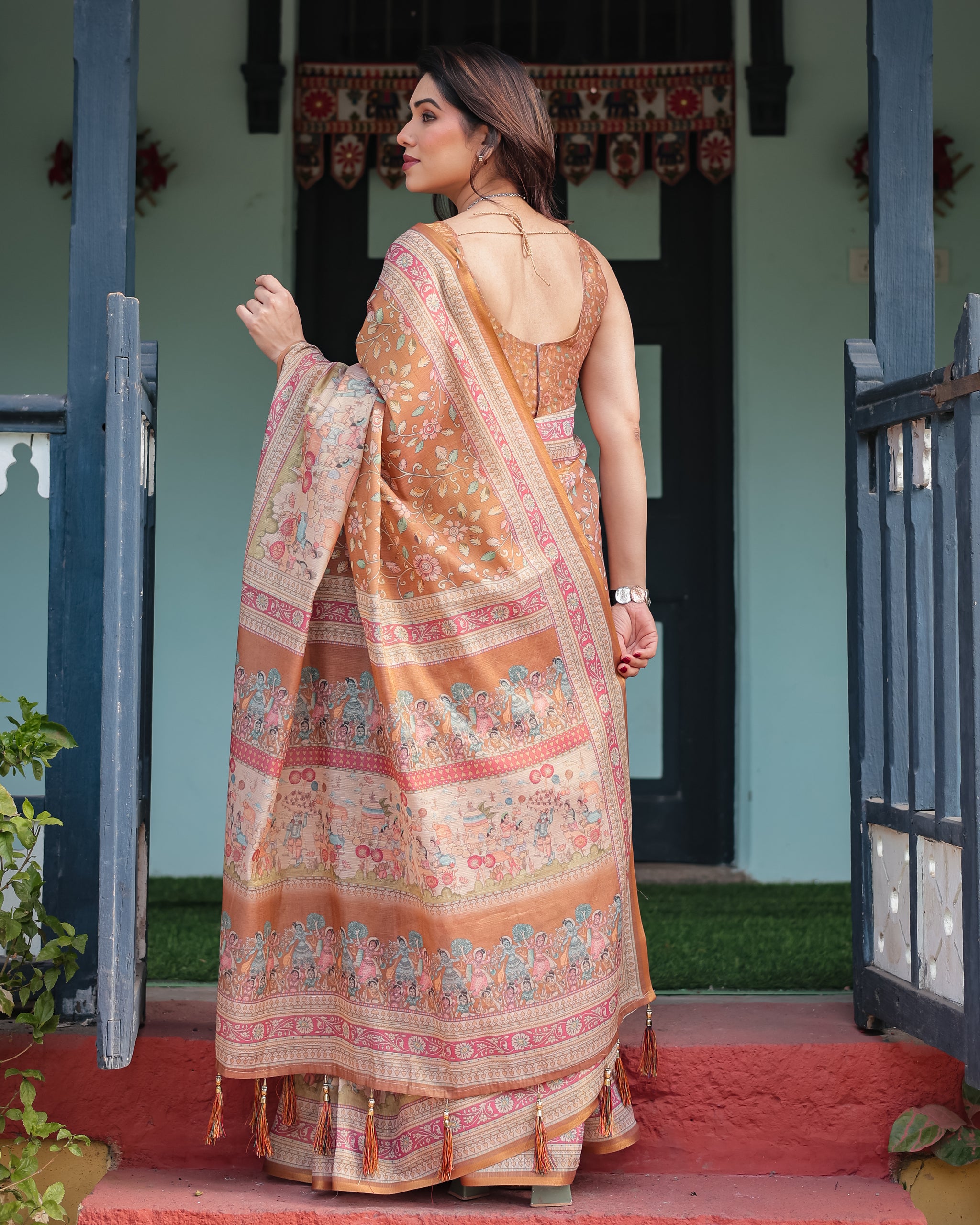 Handloom Heritage Saree with Folk Art Pallu and Botanical Floral Prints