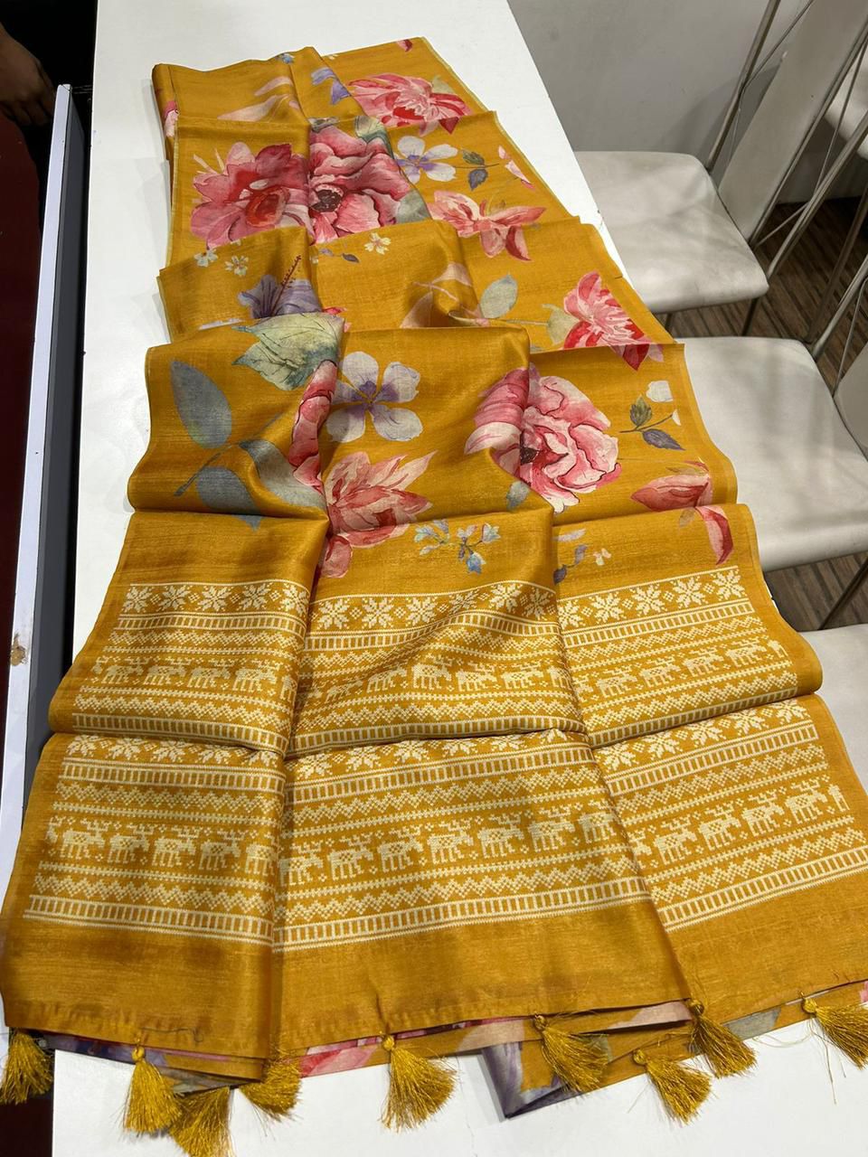 Premium Semi Desi Tussar Saree with Floral Digital Prints & Kalamkari Pallu