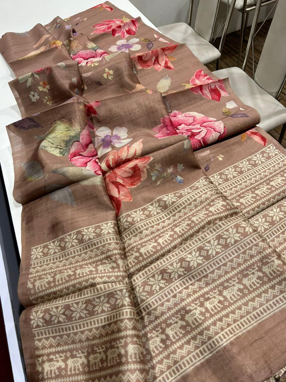 Premium Semi Desi Tussar Saree with Floral Digital Prints & Kalamkari Pallu