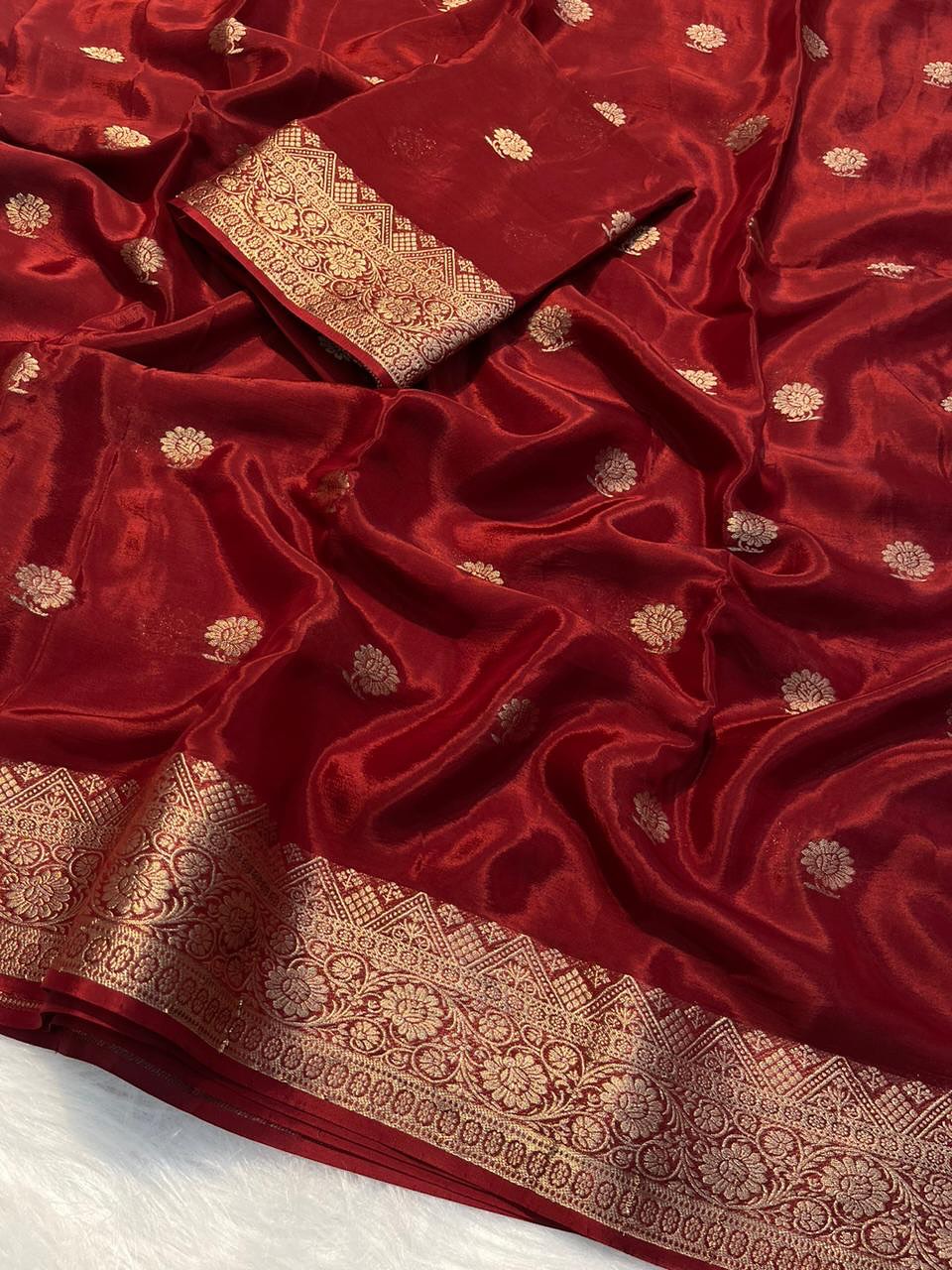 Soft Viscose Crepe Silk Saree with Traditional Zari Border and Floral Buti Work