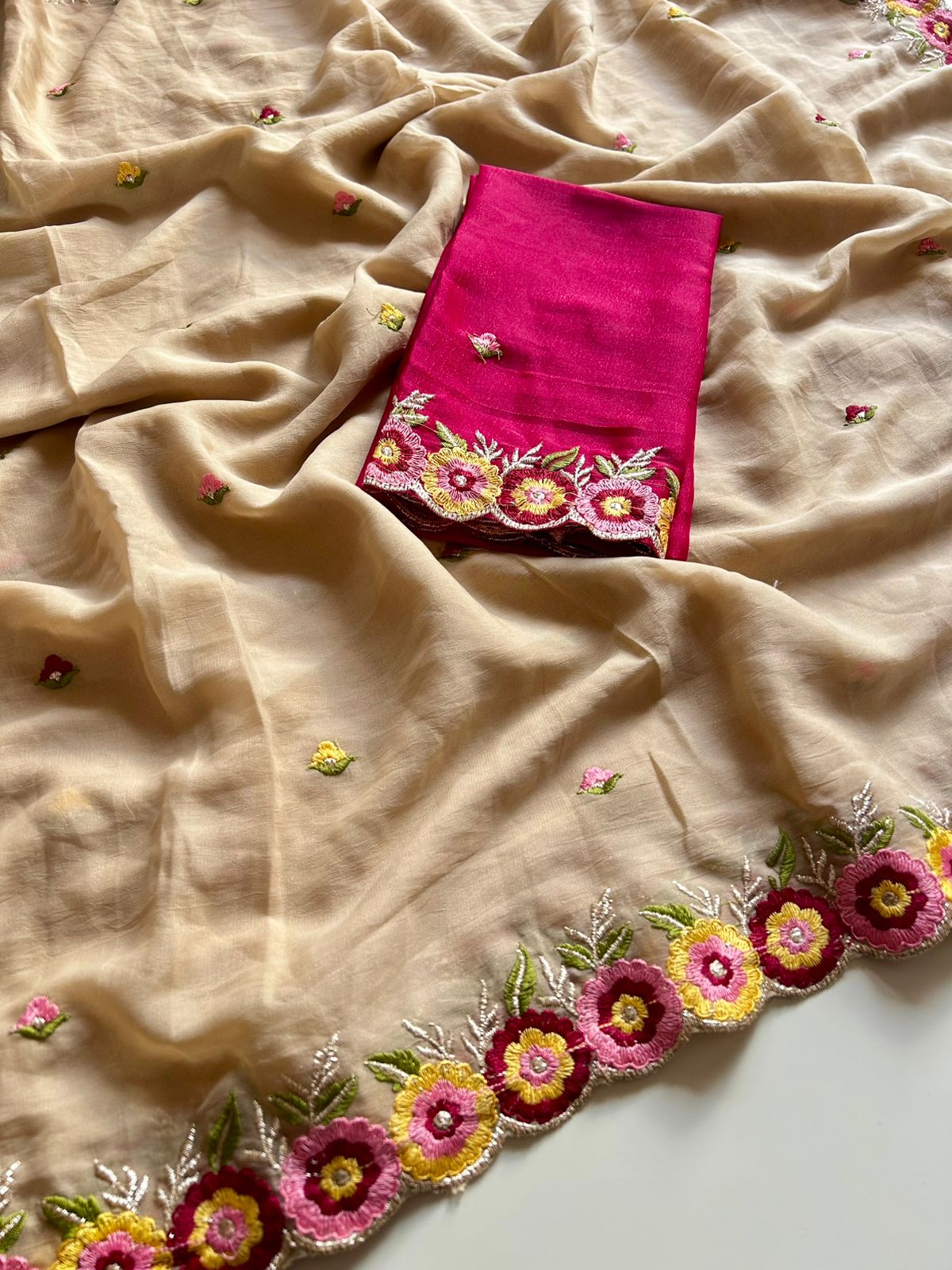 Pure Soft Rangoli Silk Saree with Floral Embroidery Thread Work Contrast Blouse
