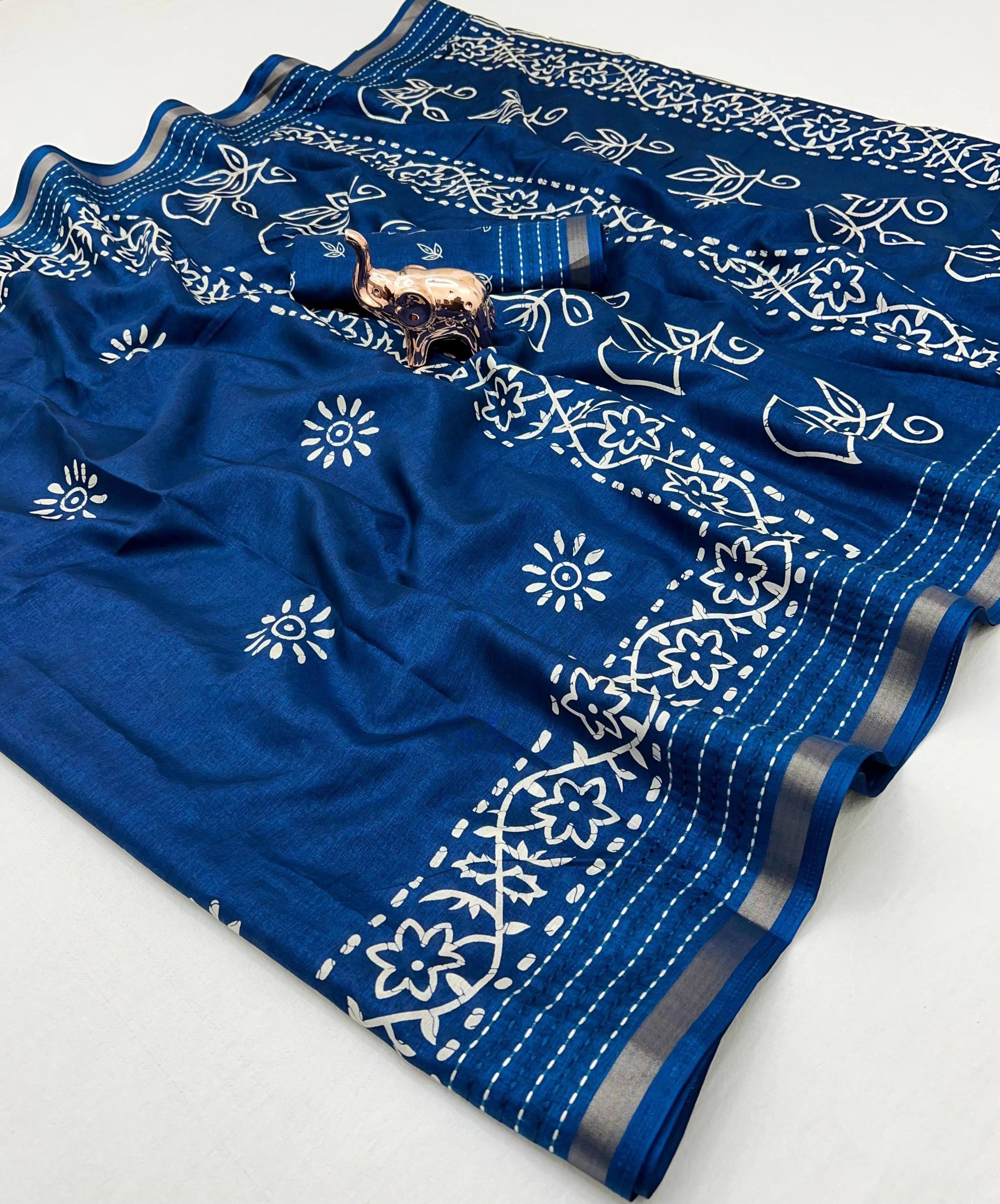 Premium Binny Crepe Printed Saree | Katha Work & Zari Border Ethnic Wear