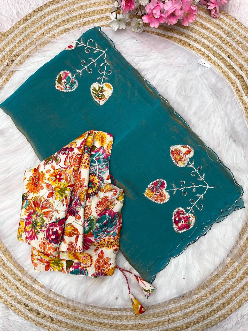 Premium Shreeveli Silk Saree with Designer Khatli Handwork & Scalloped Aarco Border – Luxury Ethnic Wear