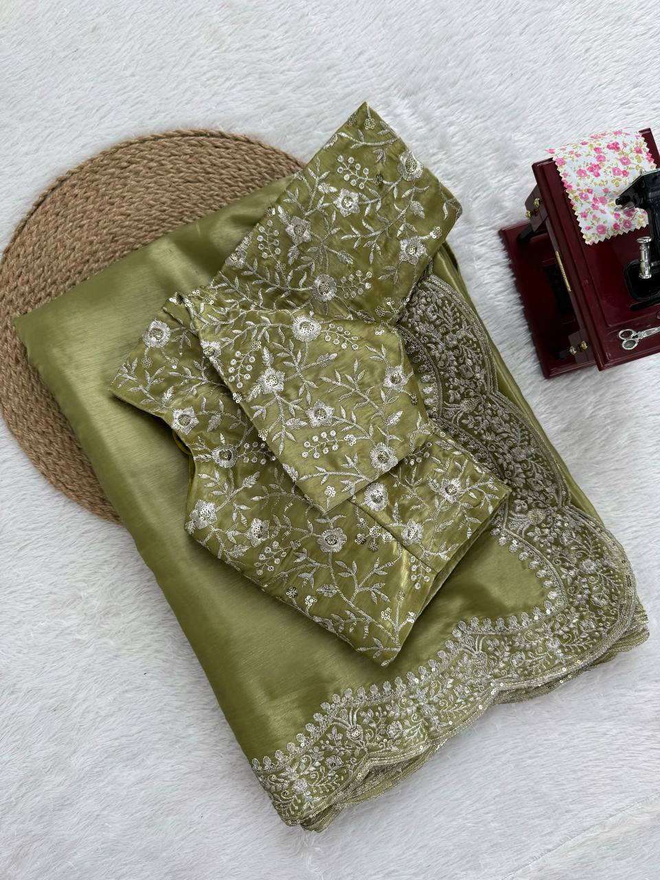 Elegant G-mee Satin Saree with Intricate Thread & Sequence Embroidery – Includes Unstitched Blouse Piece